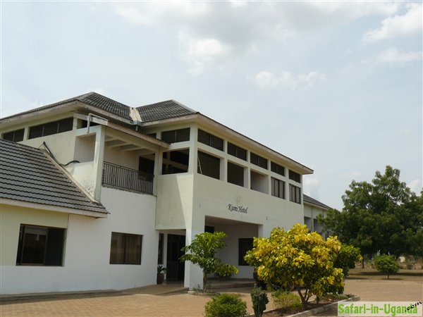 Kumi Hotel