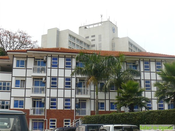 Mosa Court Apartments